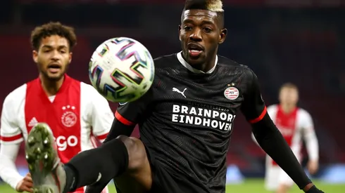 Ambos equipos lideran el futbol neerlandés en la 1° y 2° posición de la tabla de ubicaciones.