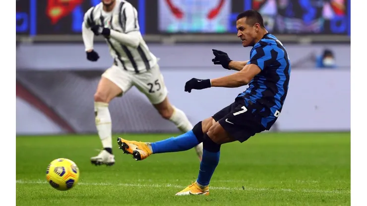 Alexis Sánchez jugó su primer partido ante la Juventus en 2008 y registra dos goles contra la Vecchia Signora, ambos con la camiseta de Udinese