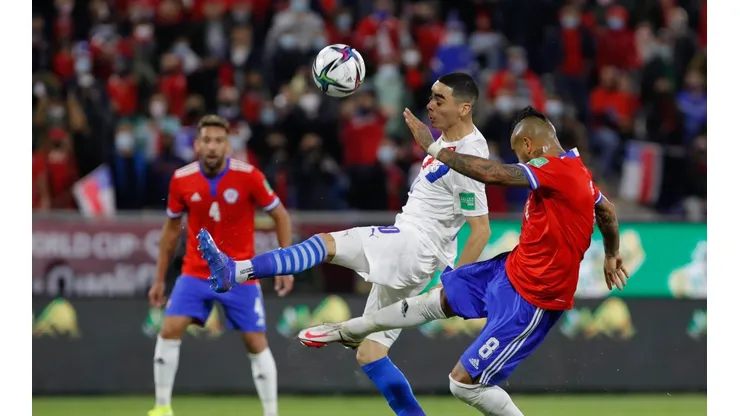 Paraguay define enfrentar a la Roja a las 20.00 horas en el estadio Defensores del Chaco por las Eliminatorias