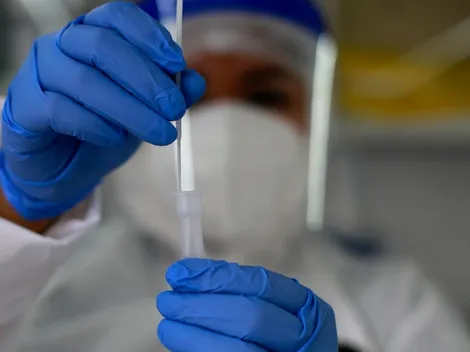 Informe Covid hoy | La preocupante cifra de casos positivos que se informaron este viernes en Chile