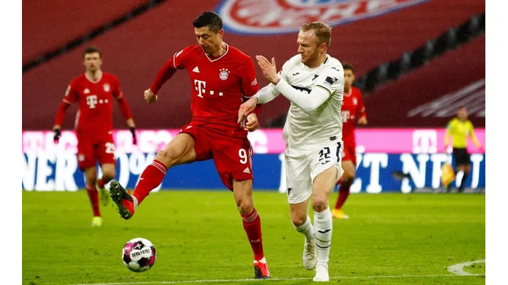 Bayern Múnich viene de golear a mitad de semana a Benfica en la Champions League.
