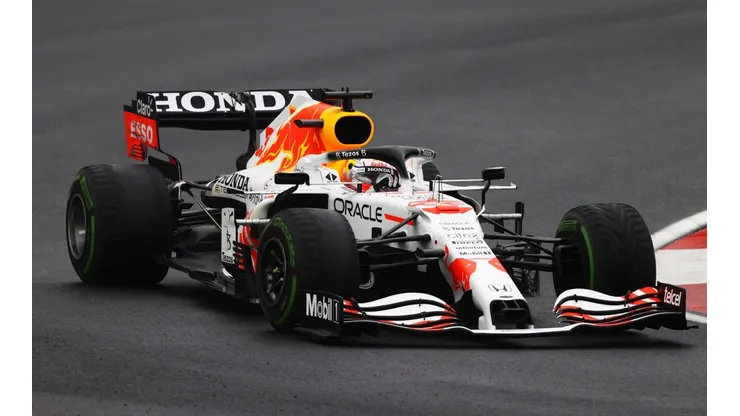 Con el 2° lugar en Turquía, Verstappen tomó la cima en el Campeonato de Pilotos.