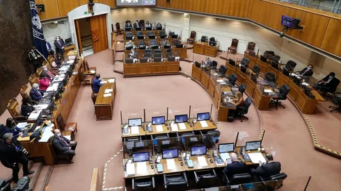 En nueve regiones se elegirán senadores.