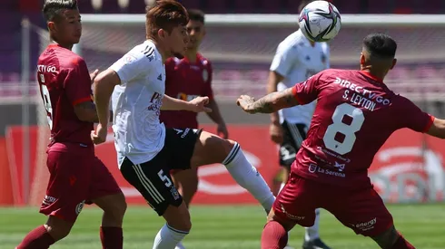 Leonardo Gil se muestra como uno de los grandes líderes de Colo Colo.