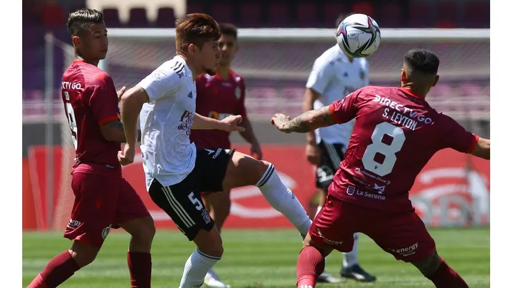 Leonardo Gil se muestra como uno de los grandes líderes de Colo Colo.