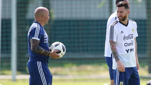 Jorge Sampaoli y Lionel Messi compartieron en el Mundial de 2018 con Argentina.