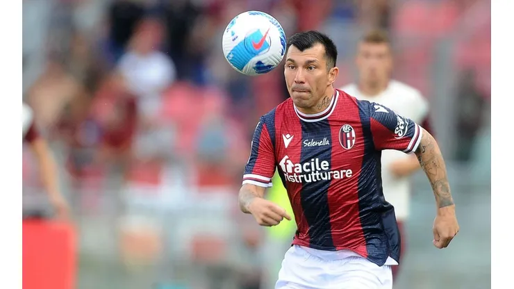 Gary Medel sería titular en el partido ante Milan.