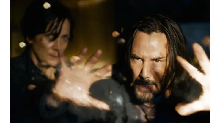 Keanu Reeves y Carrie Ann-Moss retornan a su icónicos roles para The Matrix: Resurrections.