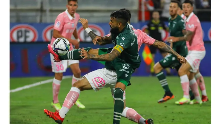 Ronnie Fernández se descargó tras las críticas a Wanderers