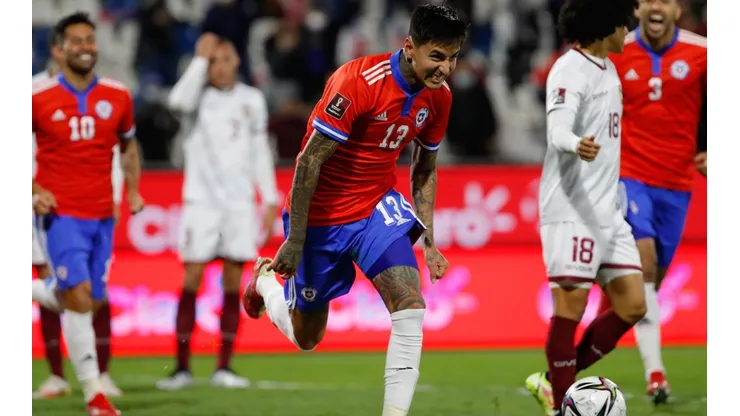Erick Pulgar ya está sancionado para el partido de Chile contra Paraguay.