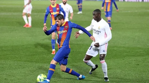 Sin Messi o Cristiano, este domingo Barcelona y Real Madrid se reencuentran.