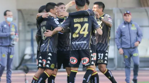 Patricio Rubio consigue el triunfo con la Unión Española tras marcar un doblete en Antofagasta