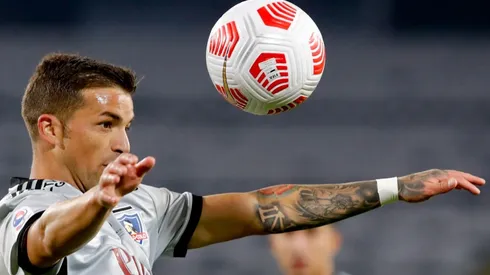 Gabriel Costa vuelve a jugar por Colo Colo tras su participación en las Eliminatorias por la selección de Perú