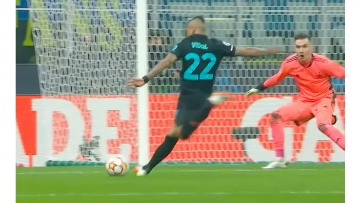 Vidal no perdonó frente al arco y anotó el gol del triunfo para Inter