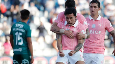 Universidad Católica venció en polémico partido a Santiago Wanderers