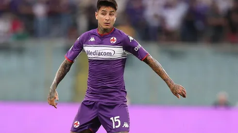 Erick Pulgar ingresó en la segunda etapa en derrota de la Fiorentina