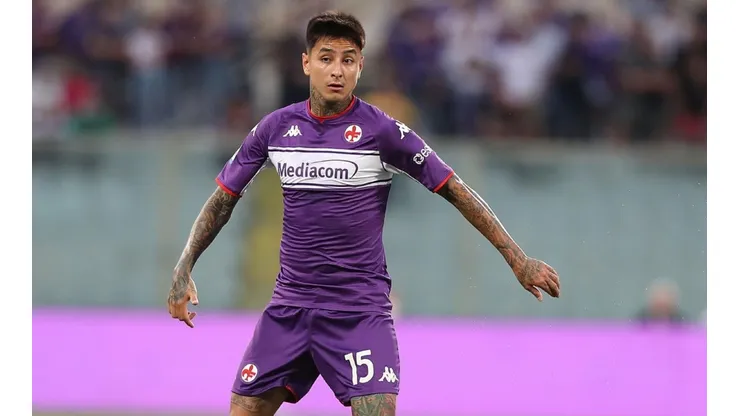 Erick Pulgar ingresó en la segunda etapa en derrota de la Fiorentina