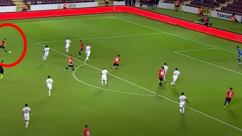 Ángelo Sagal marcó con un trallazo desde fuera del área