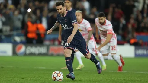 Messi marcó un doblete y Mbappé un golazo