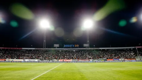 El Estadio Monumental albergará este domingo el duelo entre albos y cruzados.