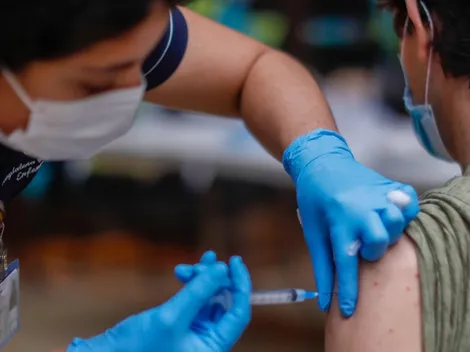 Revisa aquí a quién le toca vacunarse con la tercera dosis este lunes 18 de octubre