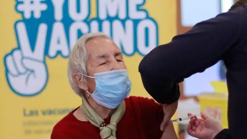 Conoce cuándo te toca la tercera dosis