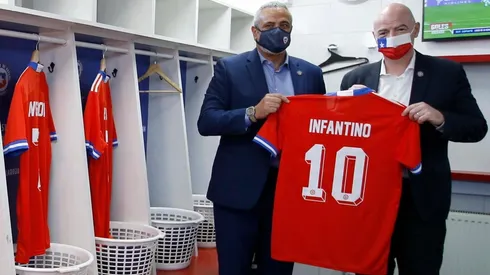 Infantino recorrió las instalaciones de la Roja