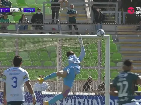 El golazo cósmico de Wanderers para derrotar a Everton en el clásico