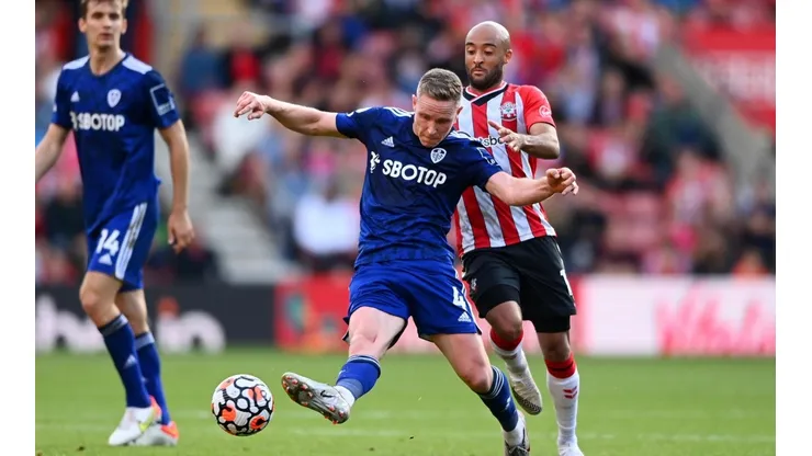 Leeds United tuvo una gris presentación visitando a Southampton.