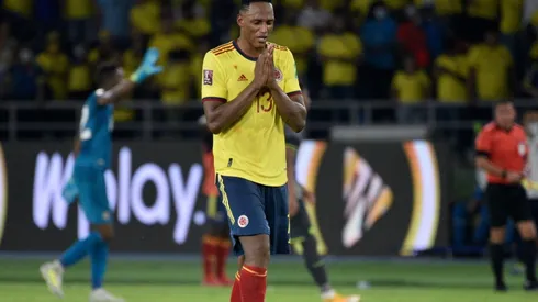 Yerry Mina bailó, pero se tuvo que guardar el festejo tras la aparición del VAR