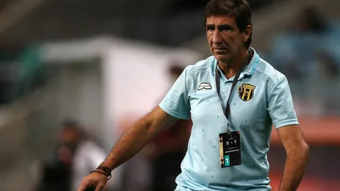 En Paraguay confirman conversaciones con Gustavo Costas para reemplazar a Eduardo Berizzo