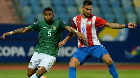 Bolivia buscará seguir sumando como local ante unos guaraníes que vienen de caer ante La Roja en San Carlos de Apoquindo.