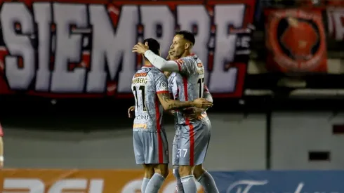 Unión La Calera logra importante triunfo ante Ñublense en el ser que le permite seguir en la lucha por la parte alta.