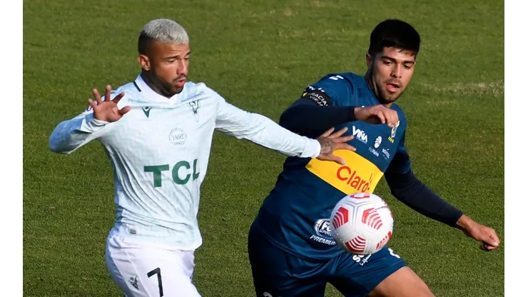 Everton quiere hundir aún más al complicado Santiago Wanderers.