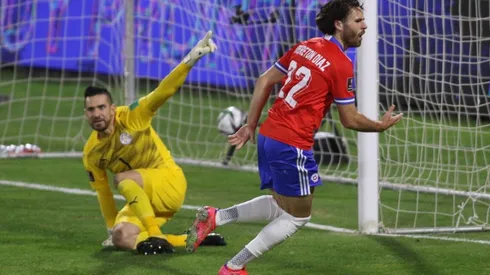 Brereton celebrando ante Paraguay