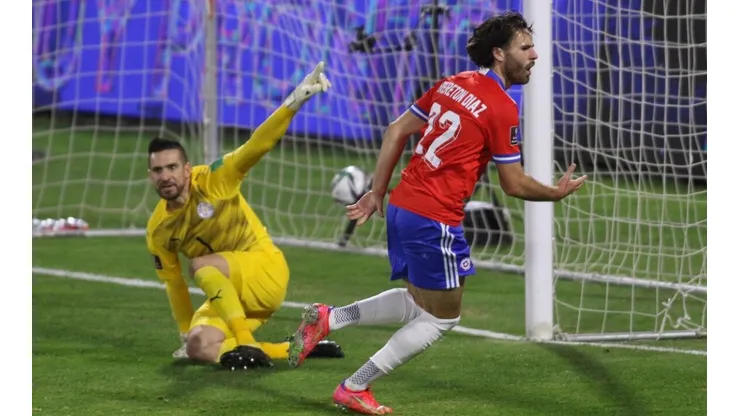Brereton celebrando ante Paraguay