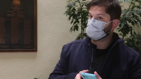 Clínica desmiente supuesta ficha médica que apuntaba a Boric