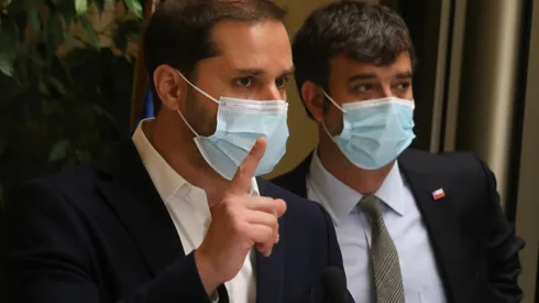 Gobierno acusa aprovechamiento político ante Acusación Constitucional