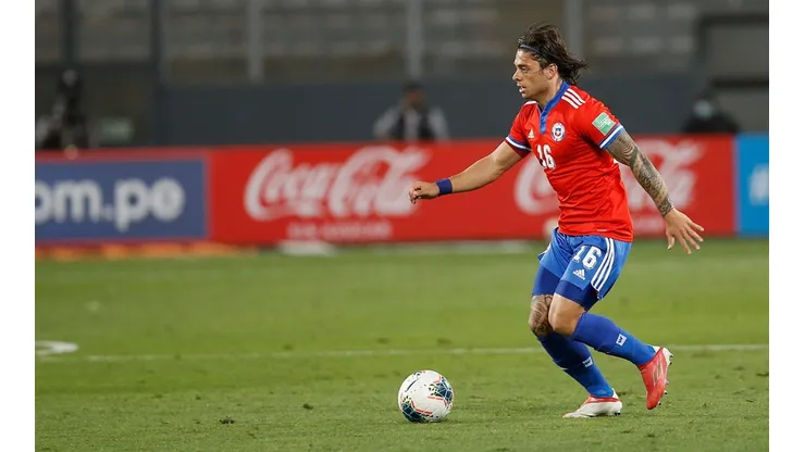 Montecinos disfruta al máximo su primera vez con la selección chilena