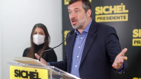 Sichel habría recibido aportes de pesqueras por boletas a honorarios