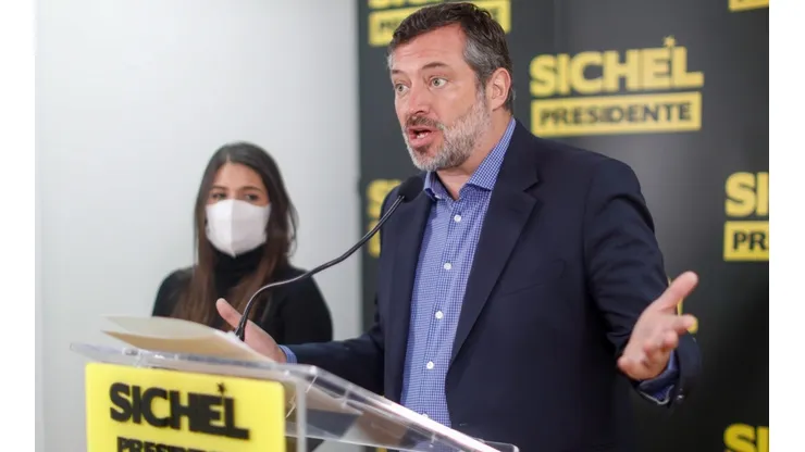 Sichel habría recibido aportes de pesqueras por boletas a honorarios