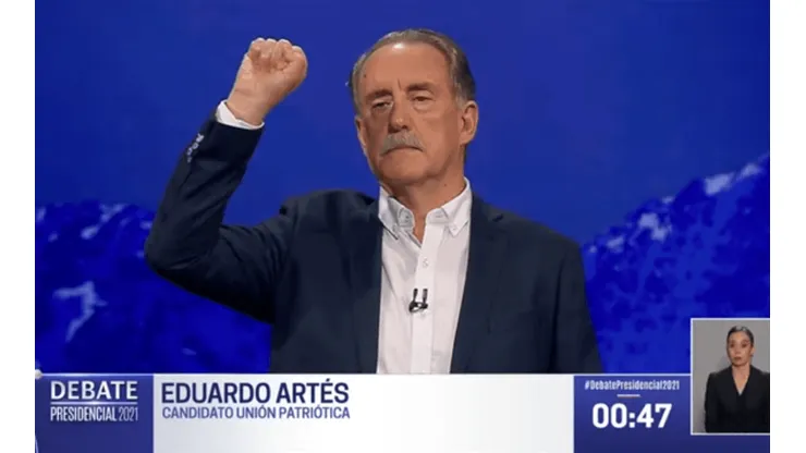 Matías del Río interrumpe minuto de silencio de Eduardo Artés
