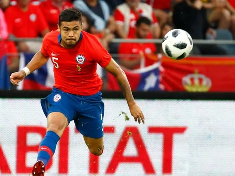 Paulo Díaz deja la concentración de Chile y es baja ante Venezuela