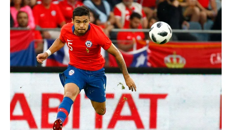 El defensor salió lesionado ante Paraguay y no podrá jugar ante Venezuela.