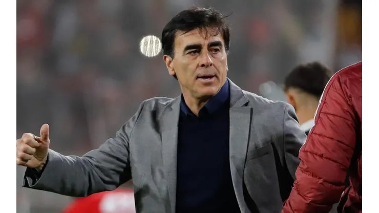 Gustavo Quinteros fue ovacionado en el Monumental, una vez más.