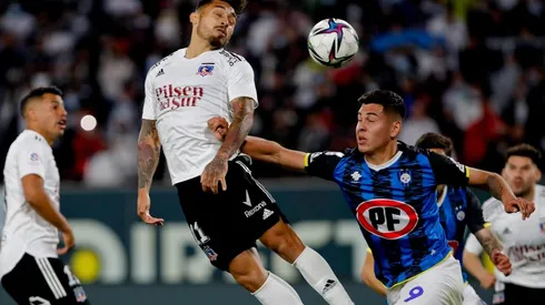Colo Colo ante Huachipato en el estadio Monumental.