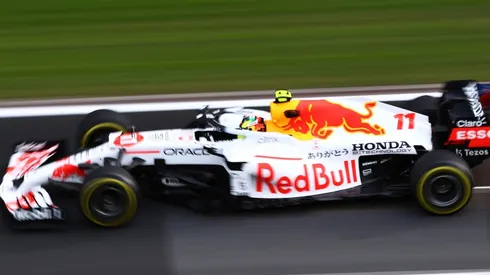 RedBull Racing luce este fin de semana un particular diseño donde predomina el color blanco en homenaje a Honda.