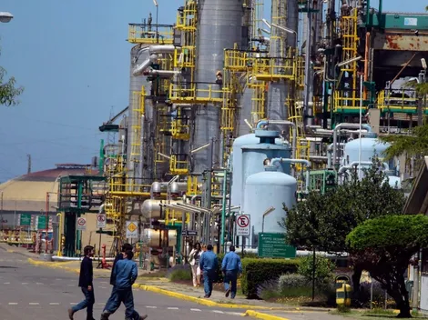 Sindicato de ENAP llama a la empresa a intervenir en el mercado del gas