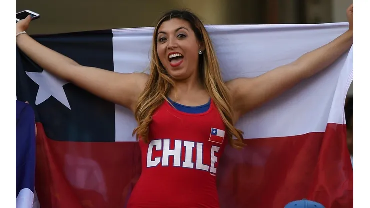 Los hinchas nacionales agotan las entradas para los próximos compromisos de la Roja, pese que en la tabla de posiciones se está bien lejos de soñar con un nuevo Mundial.