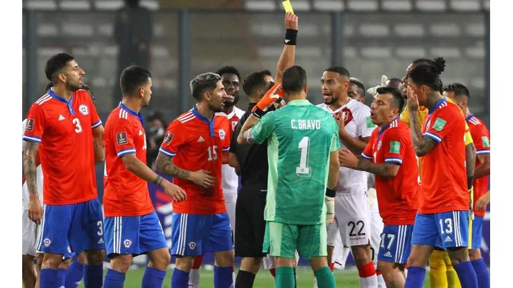 Medel es el único castigado en Chile
